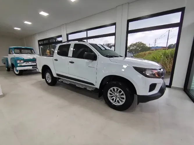 S10 Flex 2021 4x2  Mt  advant  2.5 com 78 mil km