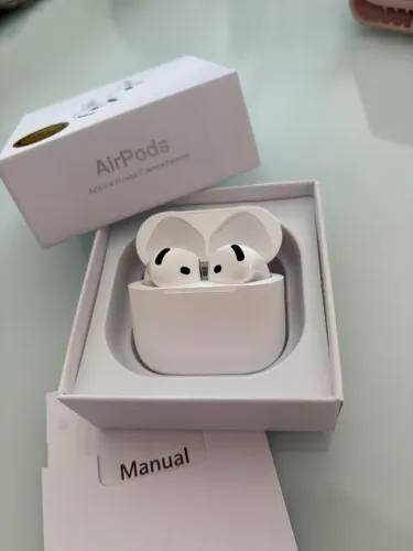 AirPods 4