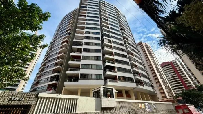 Apartamento com 3 dormitórios para alugar, 80 m² por R$ 3.794,33/mês - Mucuripe - Fortalez