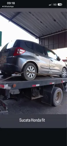 Honda Fit sucata
