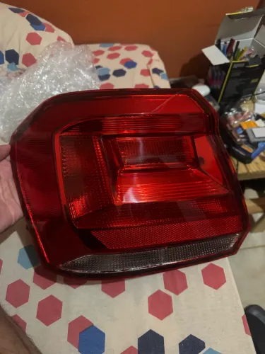 Vendo lanterna traseira esquerda do gol g7/g8 de 2017 a 2022