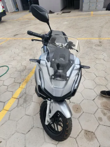Moto Honda adv 150 23/23