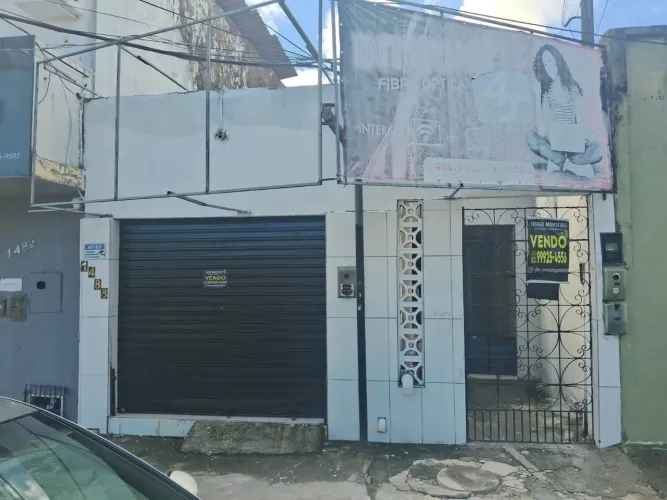  OPORTUNIDADE ÚNICA! Casa com Ponto Comercial + 2 Kitnets | Aceito Carro, Moto e Ofertas! 