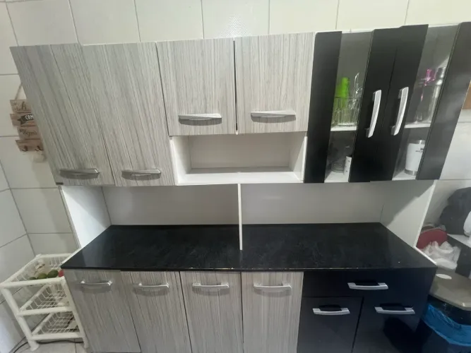 Armário de cozinha 12 portas