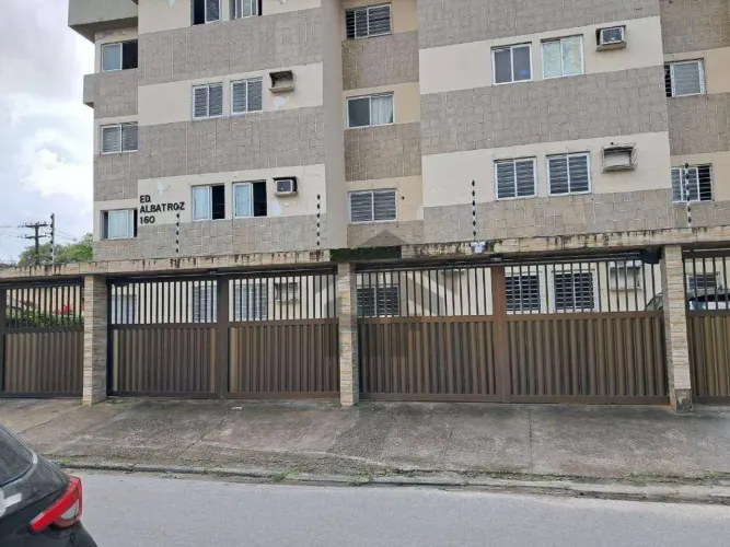 Apartamento de 64m² para alugar, com 2 quartos, localizado no Cordeiro, Recife - Pernambuc