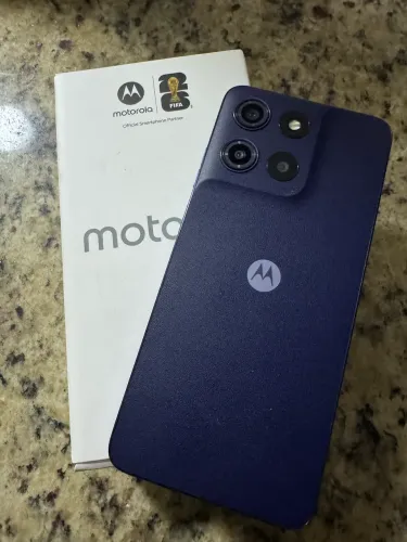 Moto g17 (2 semanas de uso, 2 anos de garantia)