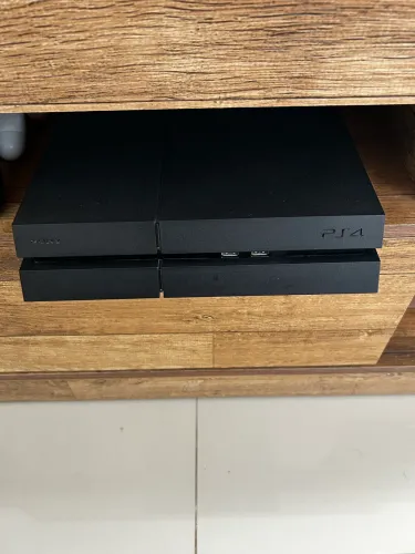 PlayStation 4 slim