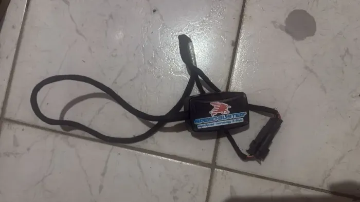 Gás Pedal Speed Buster - Tira delay do acelerador C180