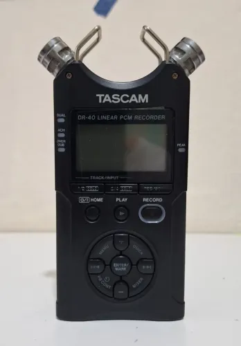 Gravador Tascam DR-40