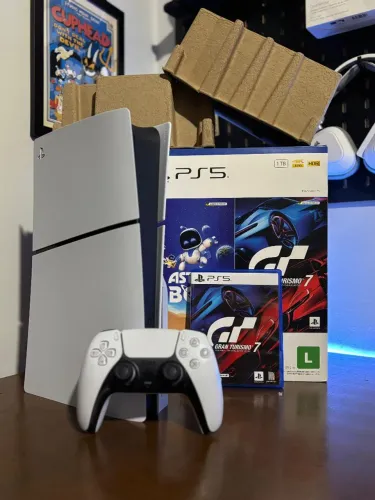 PS5 Slim Física 1TB Impecável Aceito Trocas _ Parcelo