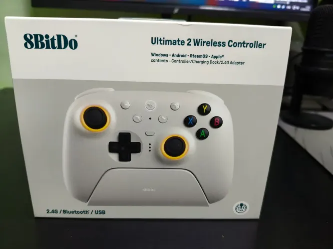 Controle 8BitDo Ultimate 2 branco