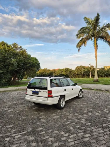 Chevrolet Astra GLS 2.0 MPFI 1995