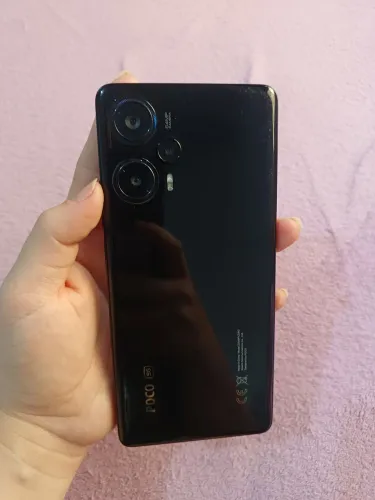 Poco F5 256gb 12RAM+12EXP