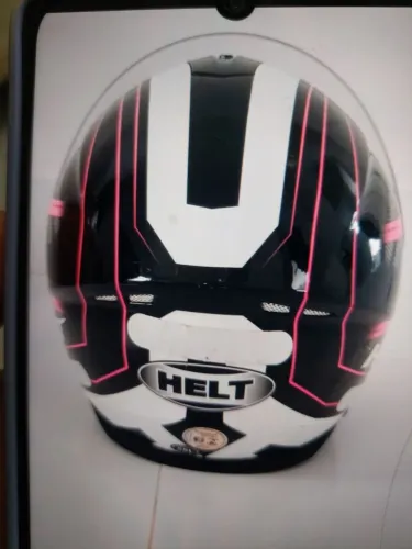 Capacete
