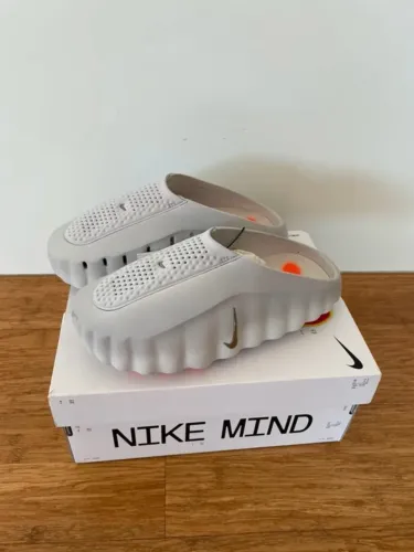 Nike mind 001