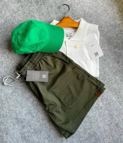 Camisa polo e bermuda 