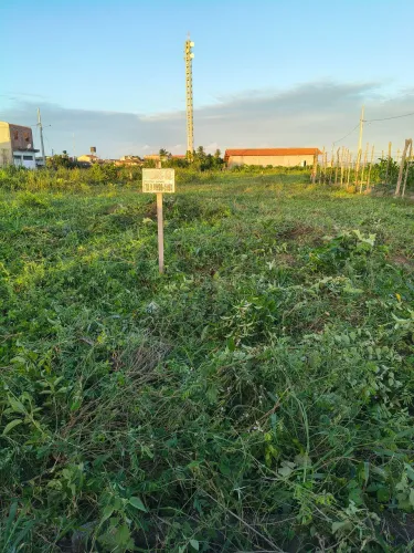 terreno pra vender em Pacatuba 8 metros de largura por 18 de comprimento