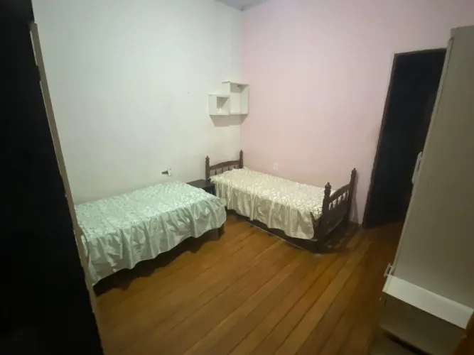 Aluguel de quarto COMPARTILHADO para MULHERES