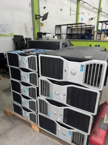 ? LOTE DE WORKSTATIONS DELL ?  ? Lote com 18 peças - modelos diversos / sem teste 