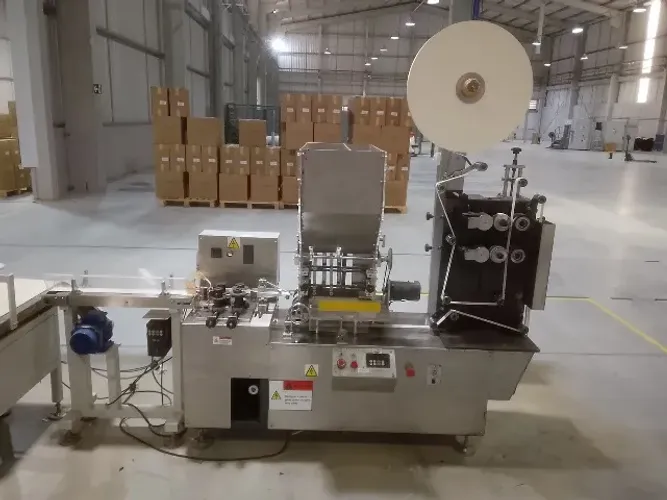 Máquina Embaladora Automática de Canudos de Papel FEIDA com Impressora Flexográfica