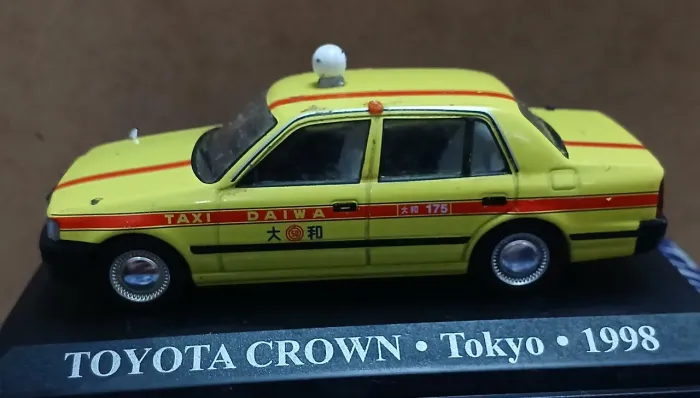 Miniatura antiga taxi Toyota Tokyo 1998