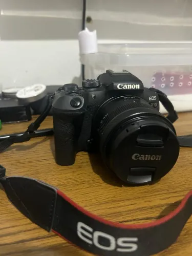 Canon r10 lente 24-50 RF