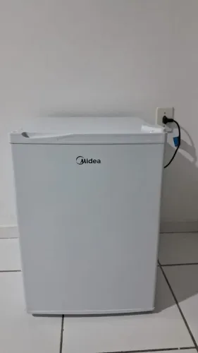 Vendo Frigobar Midea 67L Inverter Bivolt - Excelente Estado