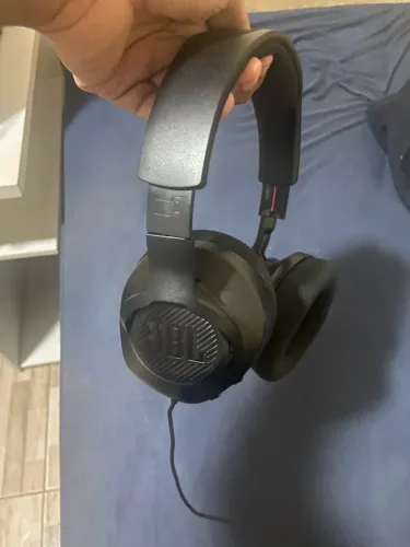 Headset gamer JBL Quantum 100m2 com fio 