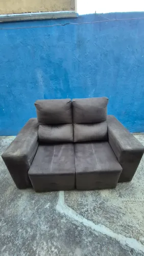 Sofá Retrátil 2 Lugares - 1,46m x 90cm - R$ 250