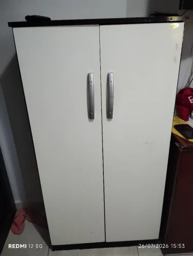 Sapateira para doação