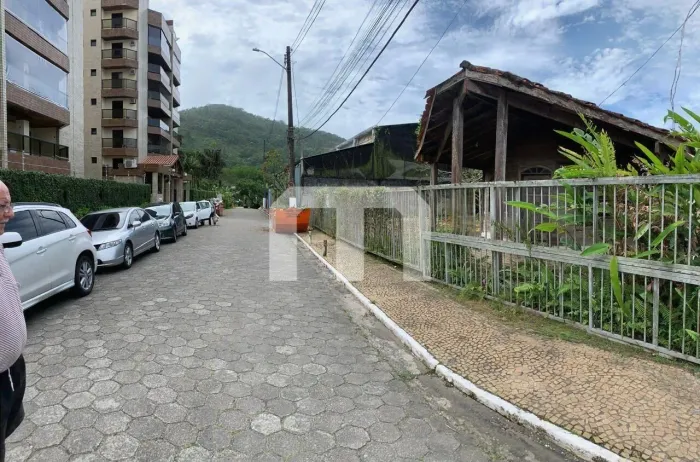Terreno a venda com 585,00 M² próximo a praia de Tabatinga