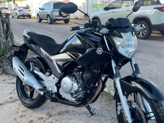 Fazer 250 2012