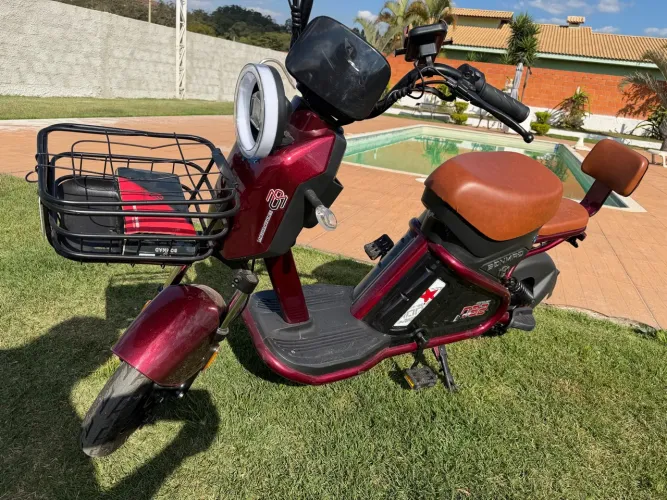 Scooter elétrica