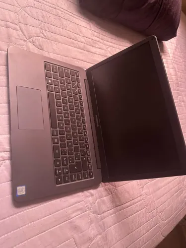 Vendo notebook com apenas 1 ano de Uso