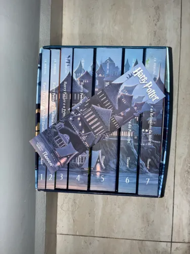 Box harry potter scholastic