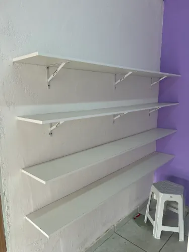 Balcão/Prateleira para loja