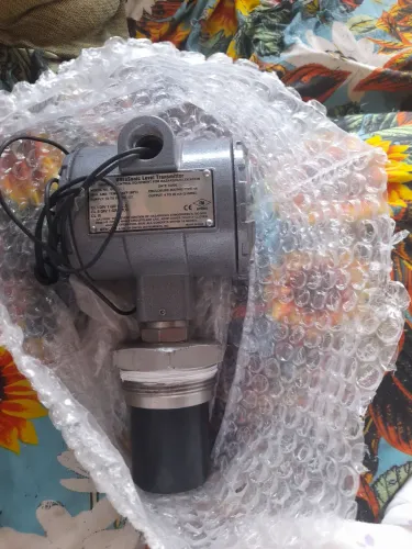 TRANSMISSOR DE NÍVEL ULT-11 Dwyer Mercoid Herança do meu Pai .Sem Teste