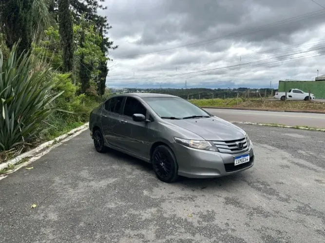 Honda City Sedan LX 1.5 Flex 16V 4P Aut. 2011