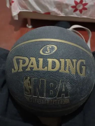 Bola de basquete spalding NBA