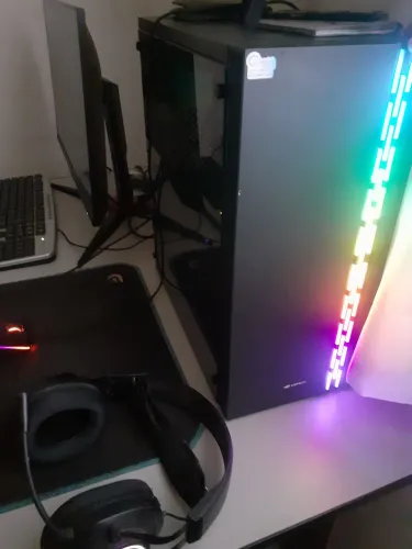 PC GAMER / MONITOR SEPARADO