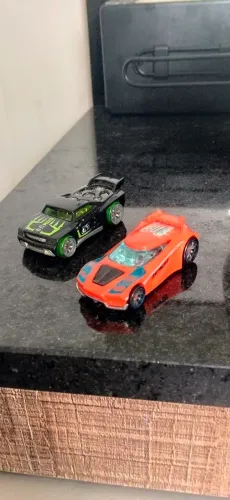 HOT WHEELS ACCELERACERS CHICANE G2 + BASS DRONES