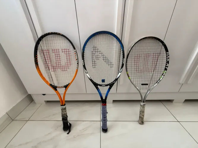 Vendo 3 raquetes de tênis