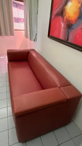 Sofá em courino em perfeito estado