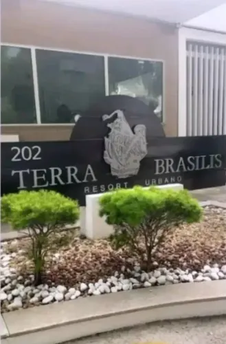APARTAMENTO MOBILIADO PARA LOCAÇÃO NO CORAÇÃO DE BELÉM, 3/4 SENDO 1 SUÍTE, AMPLO E BEM LOC