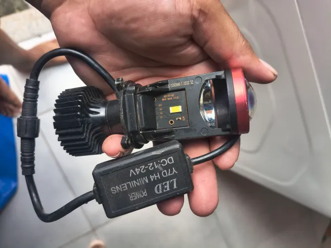 Farol Led Y7D