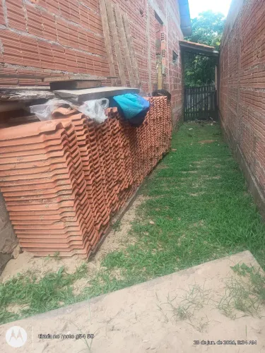 Vendo essa telha de barro 