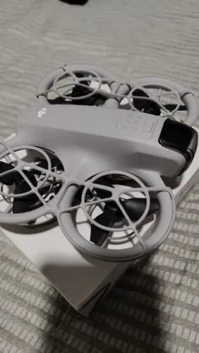 Drone dji neo