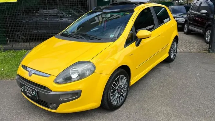 Fiat Punto Sporting Dualogic 1.8 Flex 16V 5P 2013