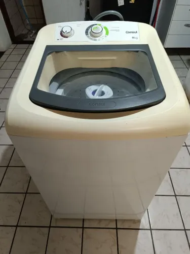 Vende-se Máquina de lavar roupa usada