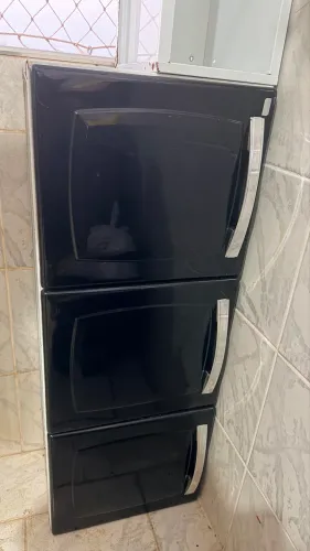 Armário aéreo 3 portas com porta copos